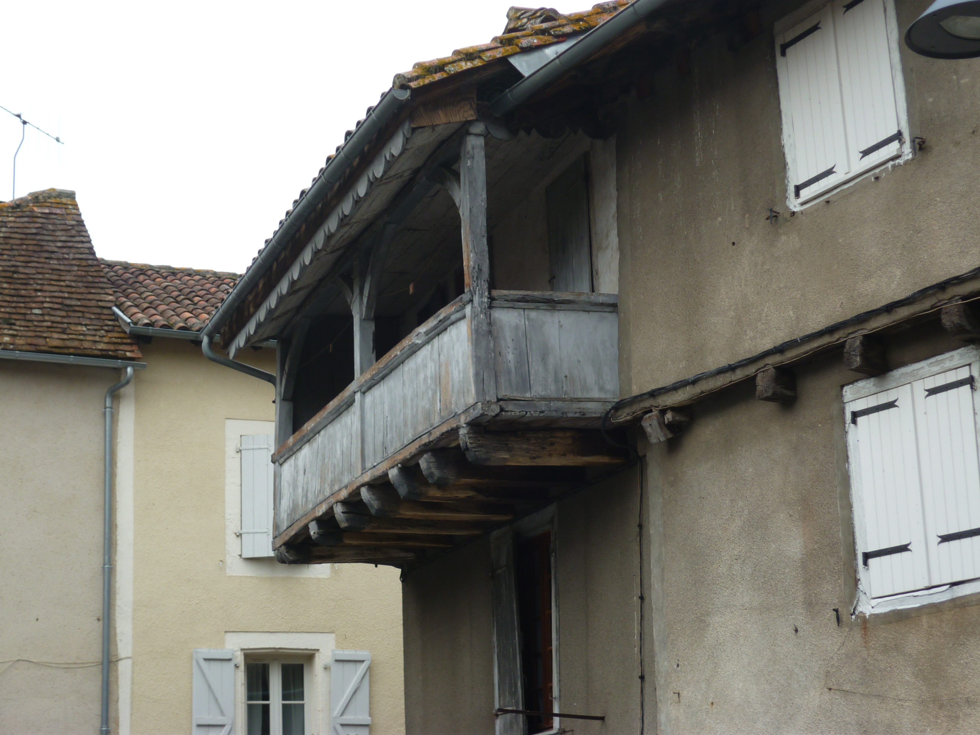 facade1.jpg