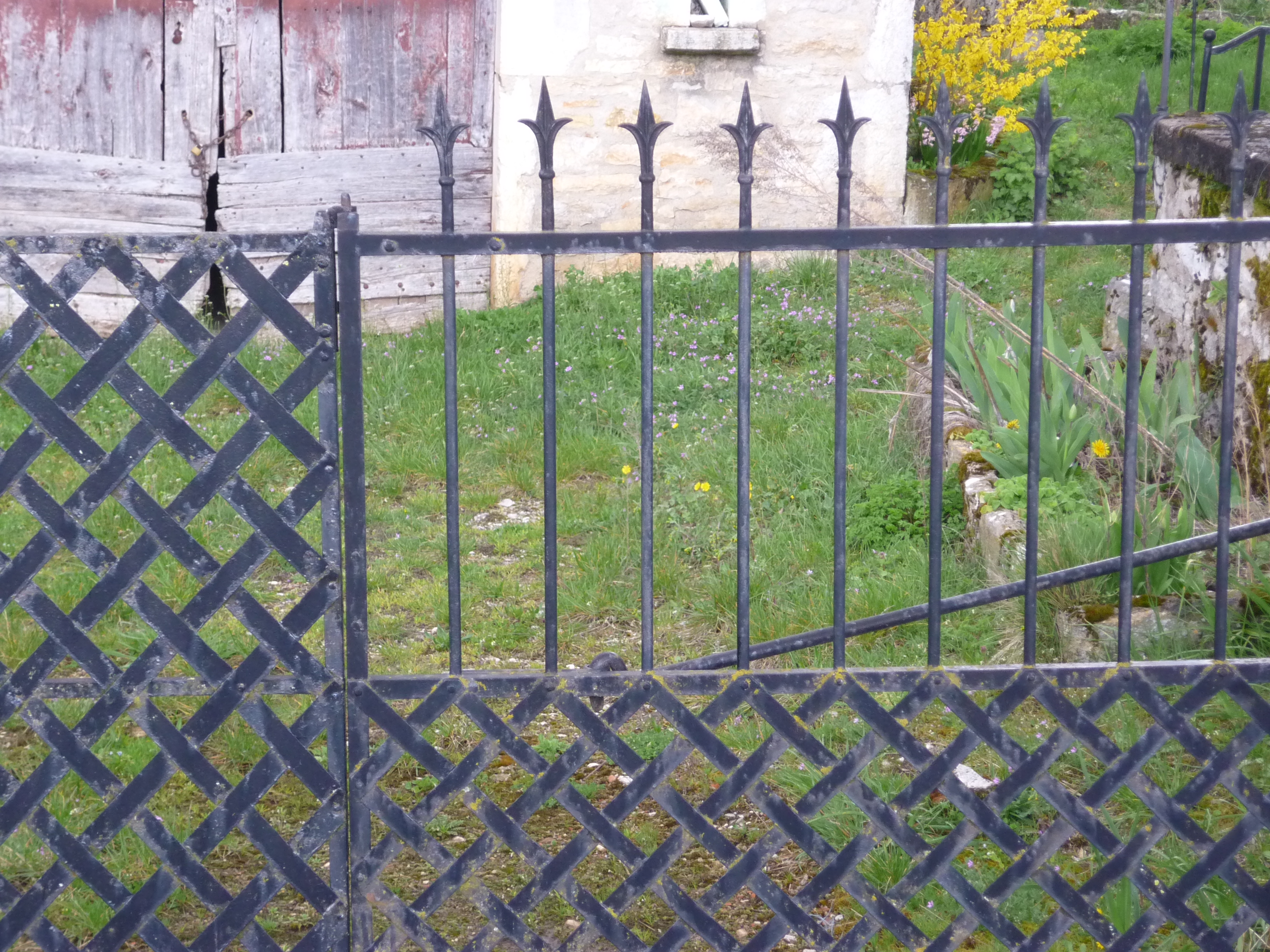 gate.jpg